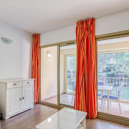 Flat With Swimming Pool Near The Beach Sanary-sur-Mer Exterior photo