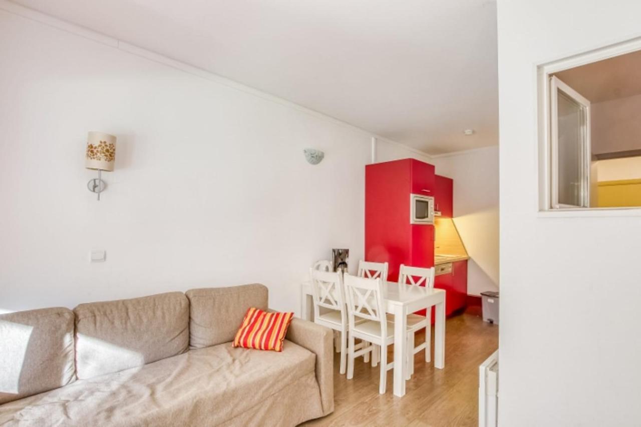Flat With Swimming Pool Near The Beach Sanary-sur-Mer Exterior photo
