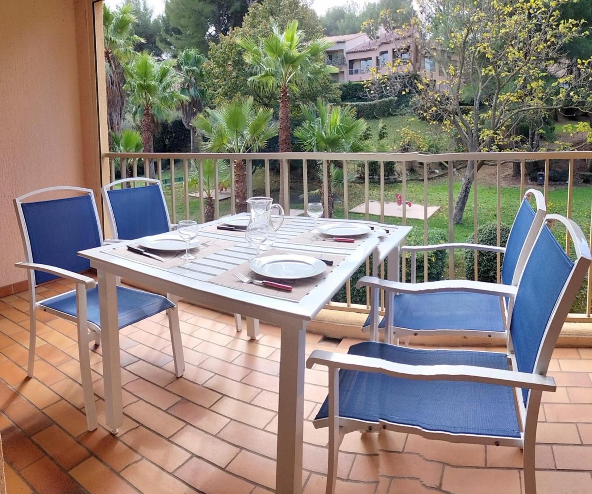 Flat With Swimming Pool Near The Beach Sanary-sur-Mer Exterior photo